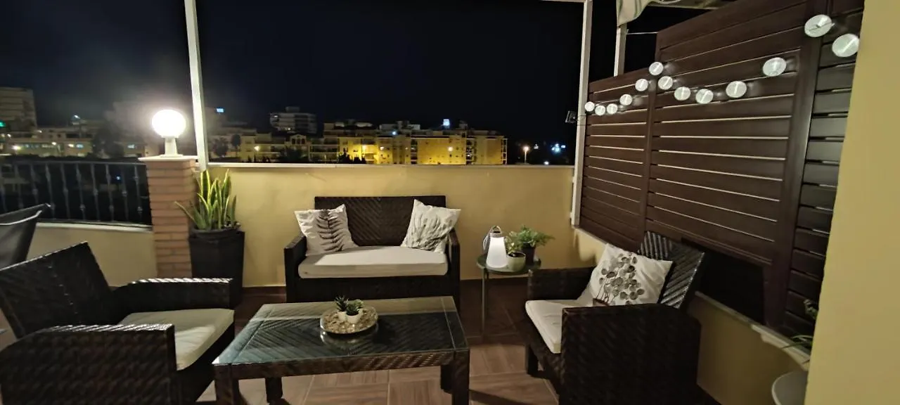 Apartamento Ático Olimpo con Piscina Torre Del Mar